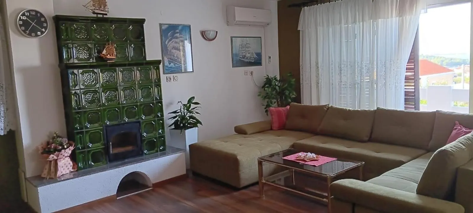 Apartment In Kali With Sea View, Terrace, Air Conditioning, Wi-Fi