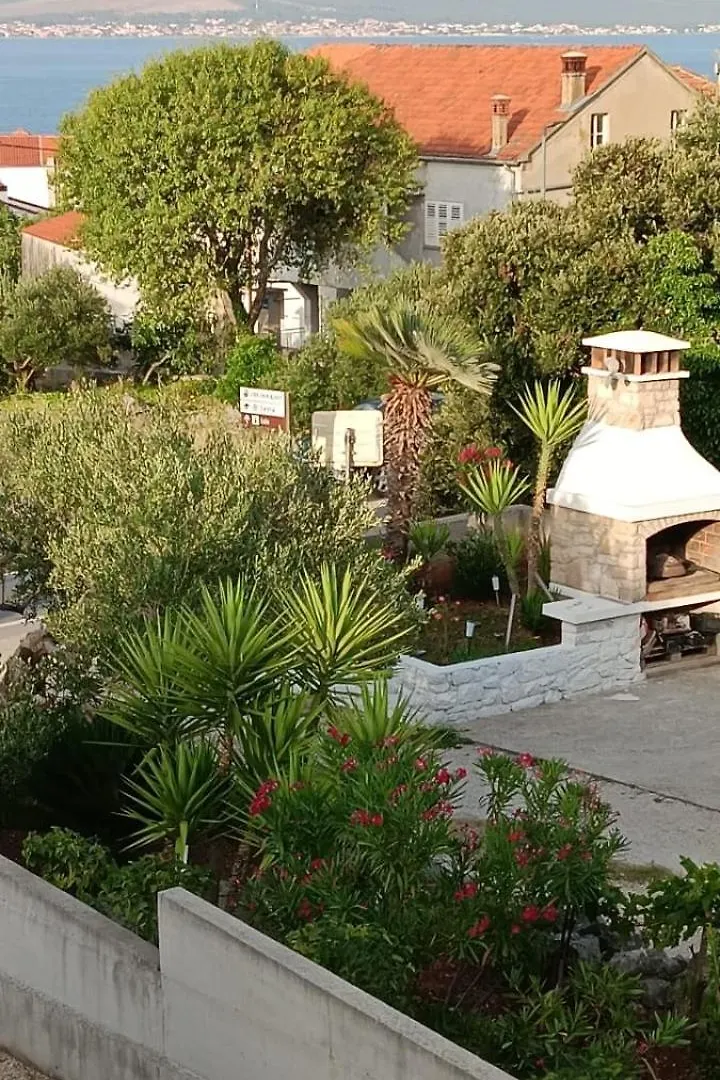 Apartment In Kali With Sea View, Terrace, Air Conditioning, Wi-Fi
